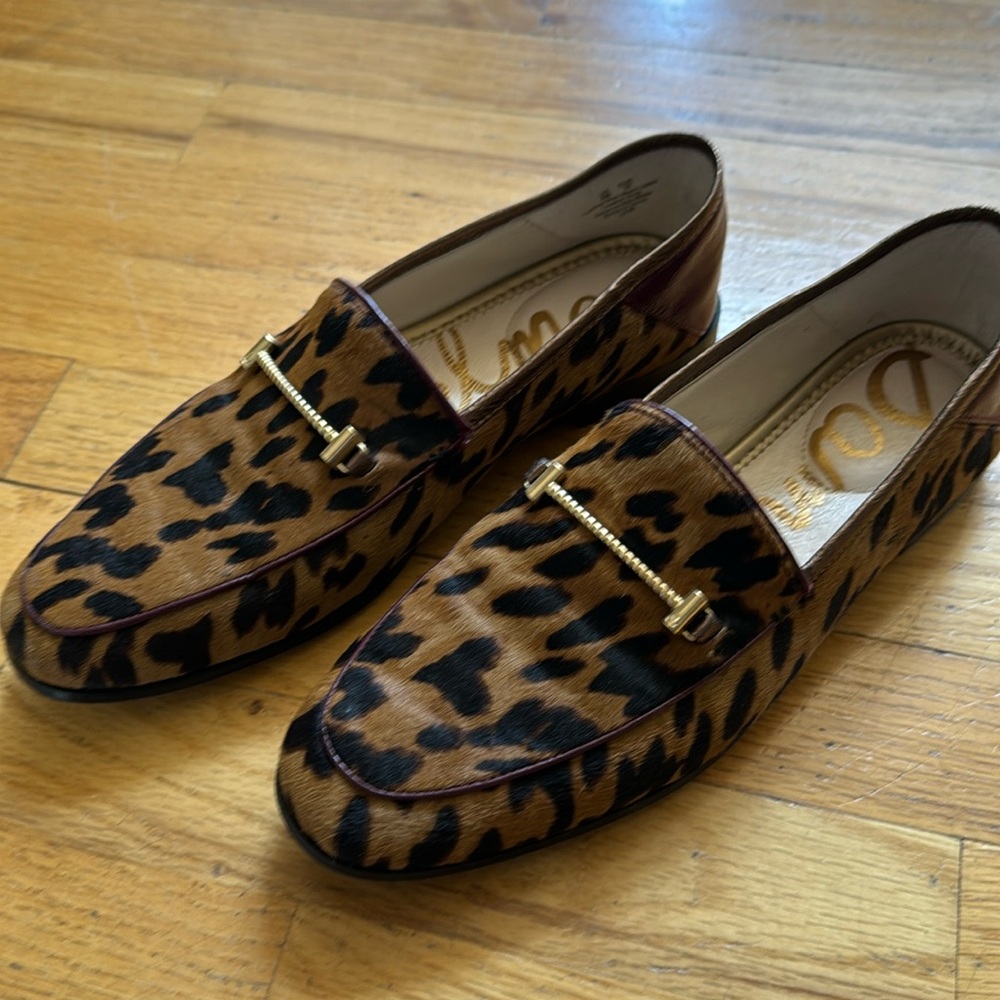 Fun animal print with burgundy trim shoes